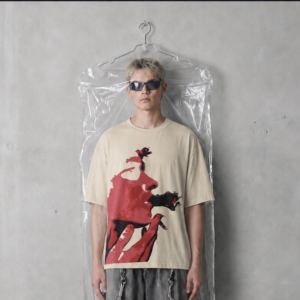 WHITE OVERSIZE TSHIRT